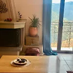 Pandoras House * Arachova
