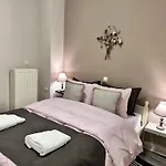 Pandoras House *