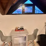 Pandoras House * Arachova