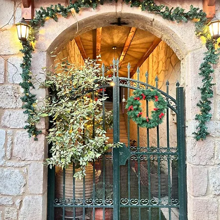 Pandoras House Apartment Arachova