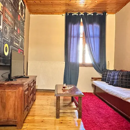 Pandoras House Apartment